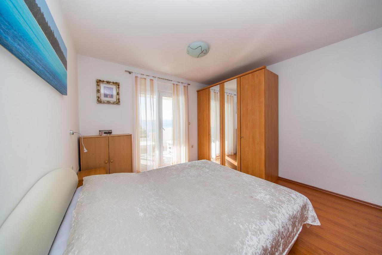 Apartment Luni Локва-Рогозниця Екстер'єр фото