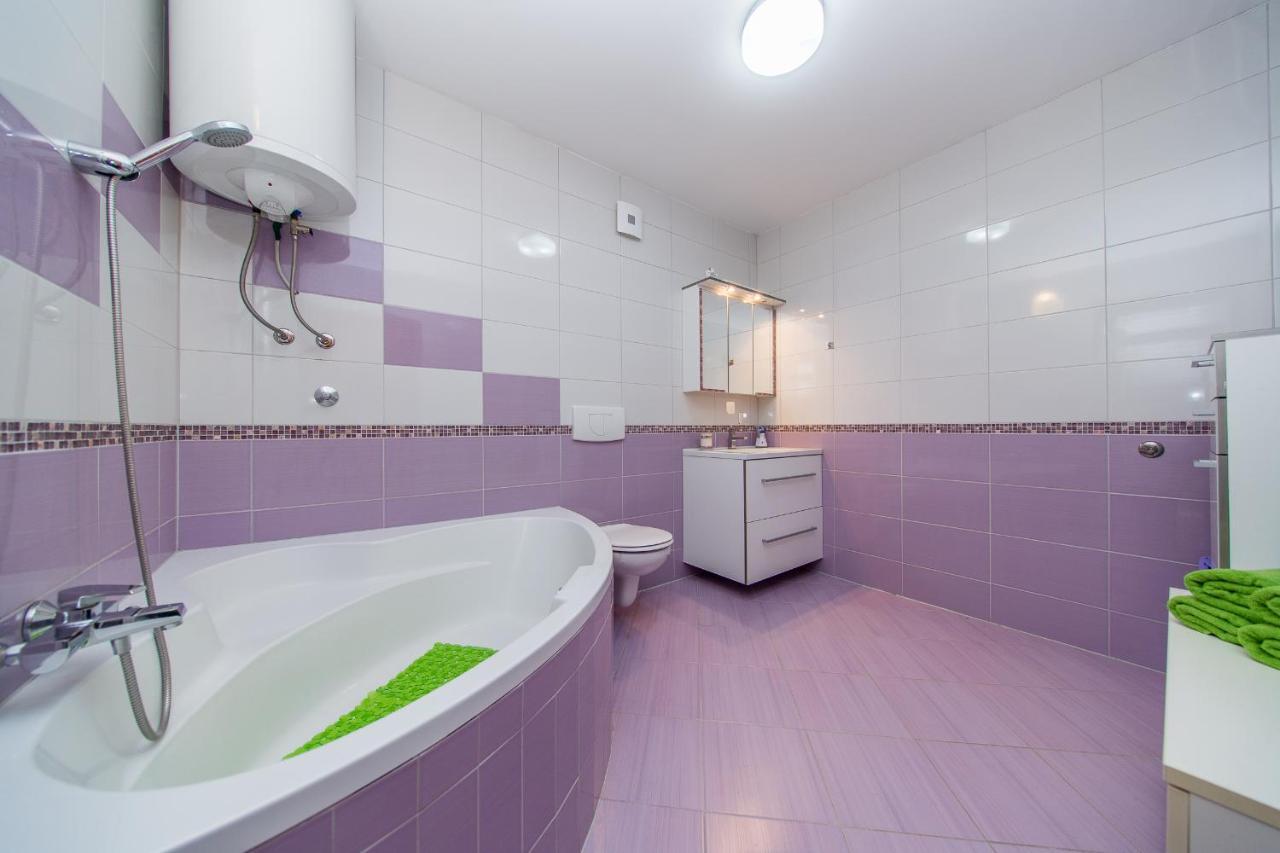 Apartment Luni Локва-Рогозниця Екстер'єр фото