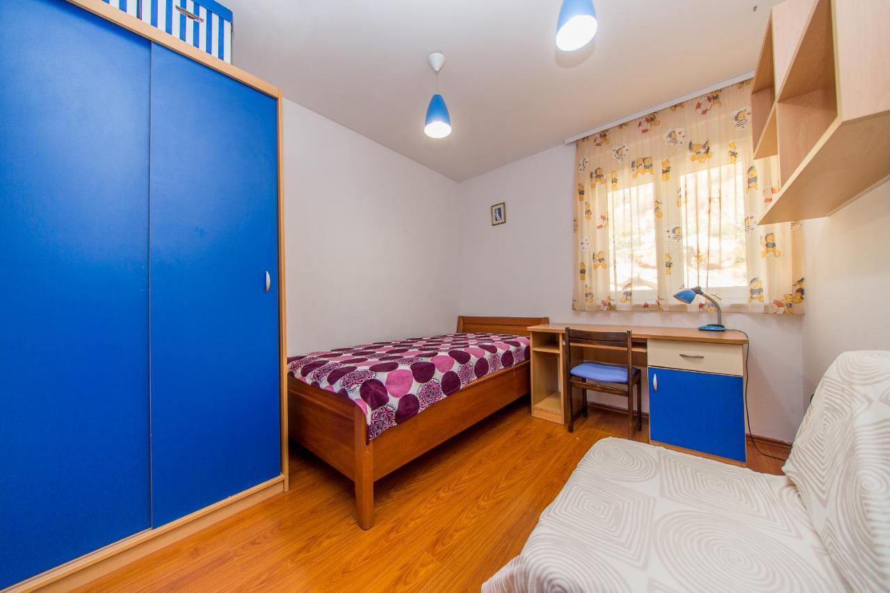 Apartment Luni Локва-Рогозниця Екстер'єр фото